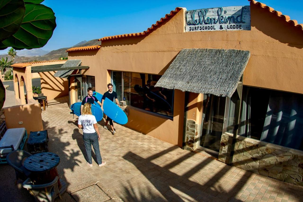 Hostel Wellenkind Surfschool La Pared  Exteriér fotografie
